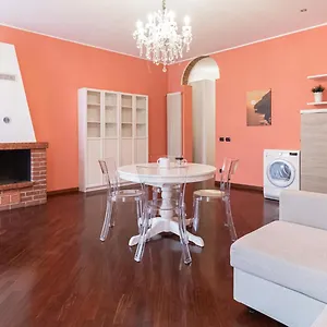 Appartamento Casa Navarra, Milano